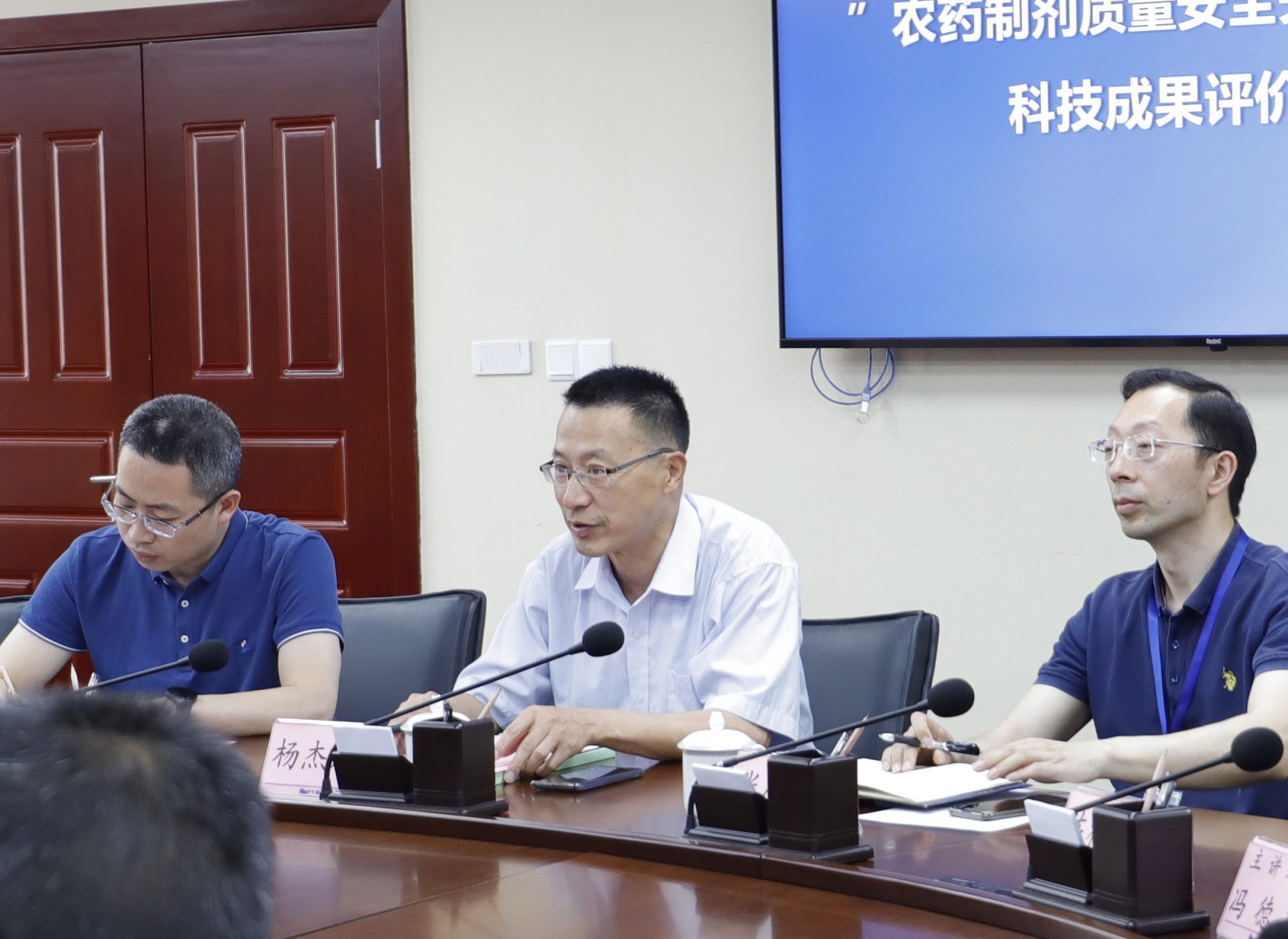 1652149186947028749.jpg 1652149186947028749.jpg